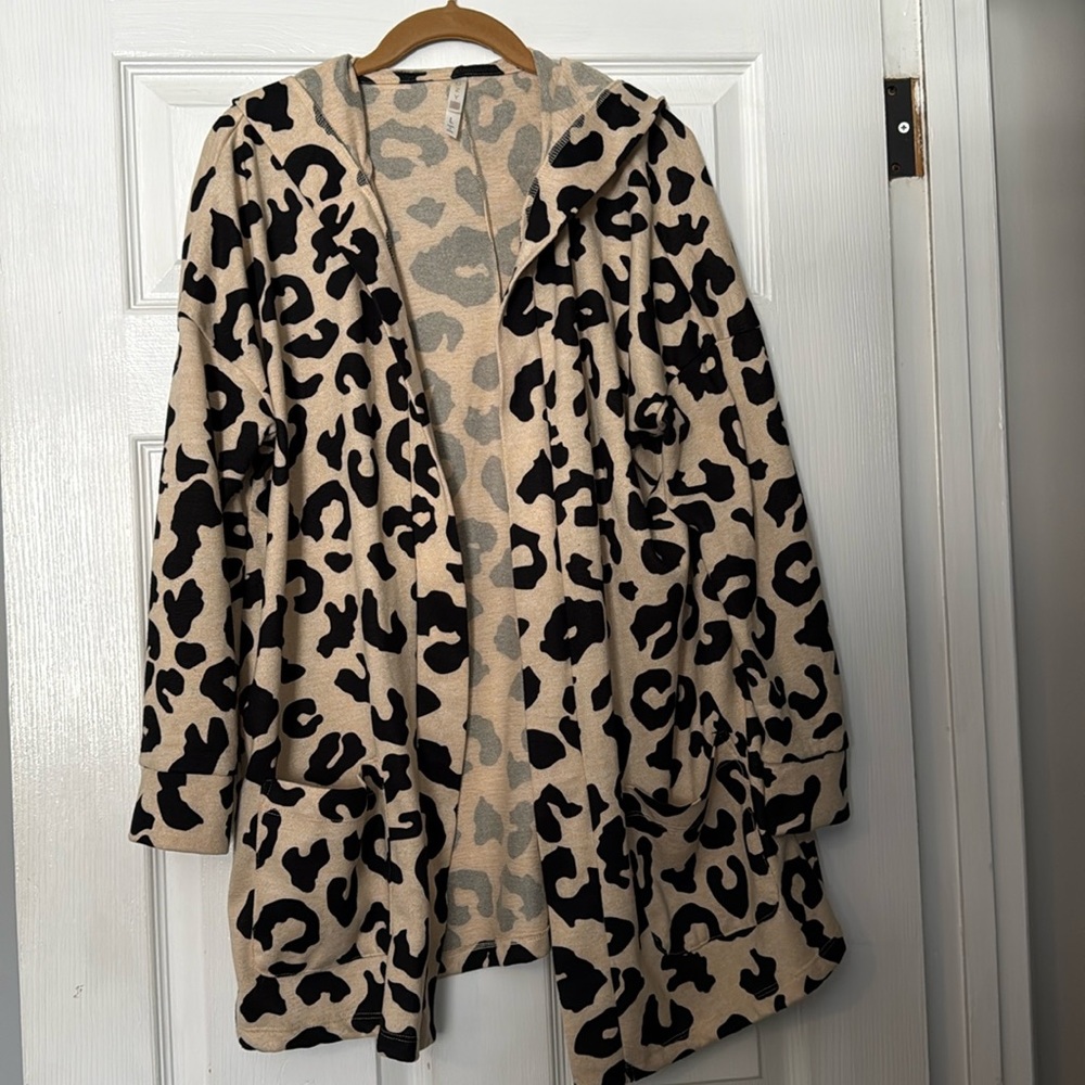 🔥 LULAROE | NWOT Mackenzie from the Cozy Collection size Large